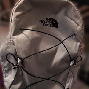 The North Face Light Gray Men’s Daypack with Bungee Lash